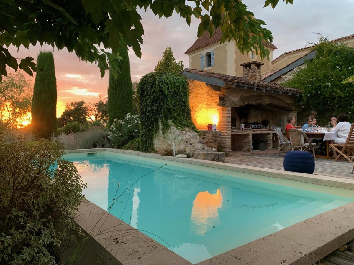 Propriete Le Monneton Bed & Breakfast Sainte-Christie Exterior photo